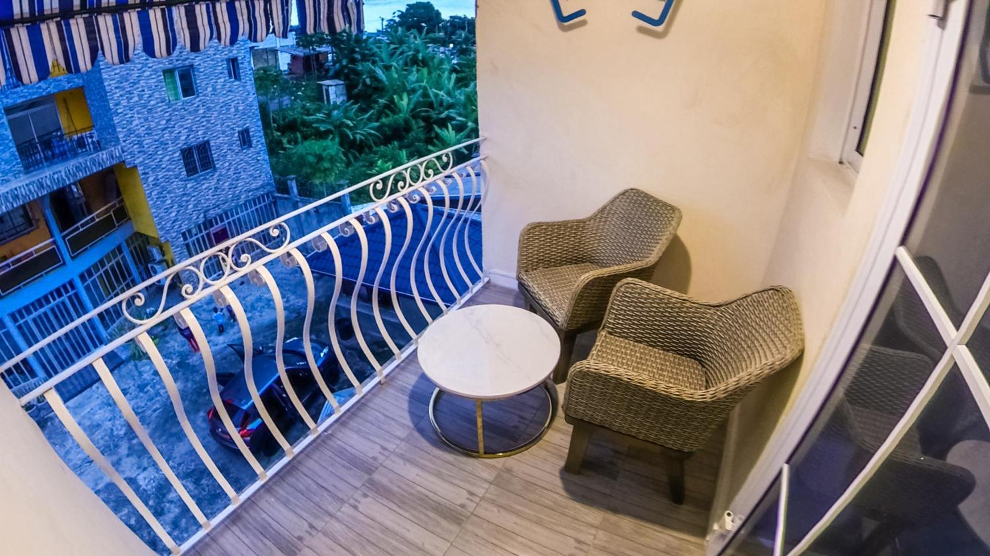 Villa Magnum Дуала Экстерьер фото